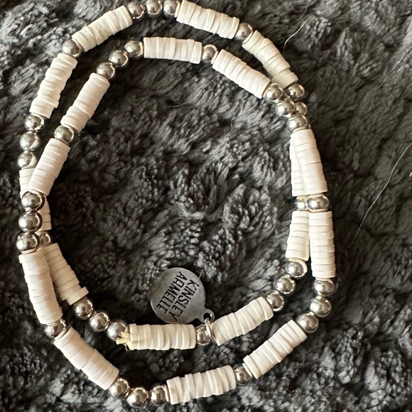 Bundle of beaded bracelets - Picture 2 of 8